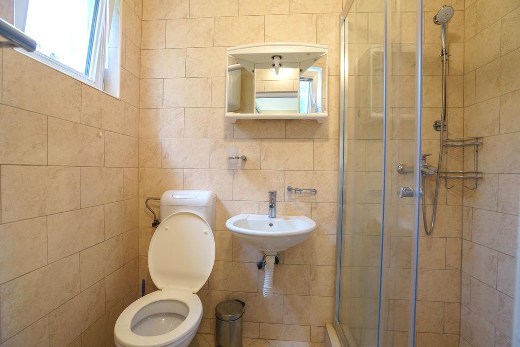 Apartments Lora Bar Zewnętrze zdjęcie
