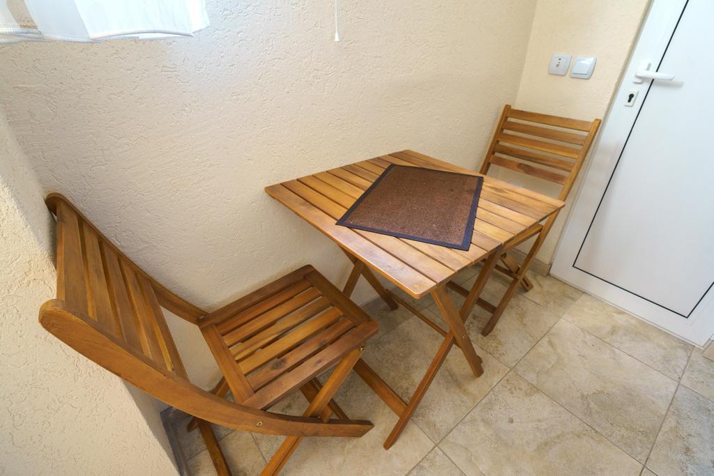 Apartments Lora Bar Zewnętrze zdjęcie