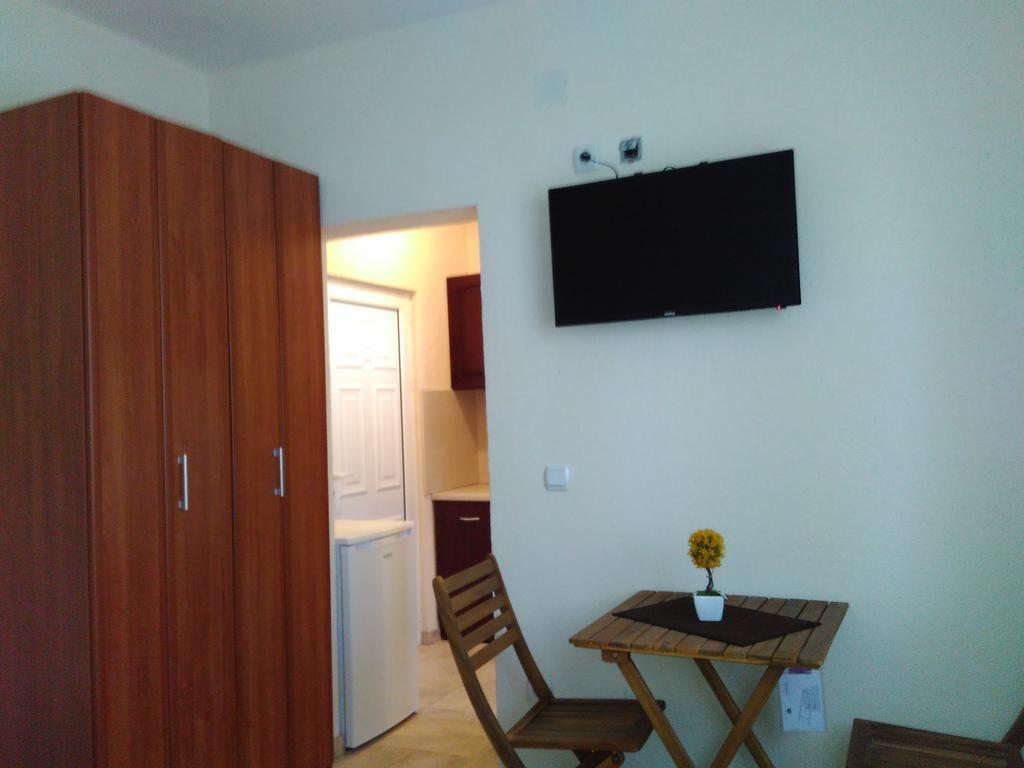Apartments Lora Bar Zewnętrze zdjęcie