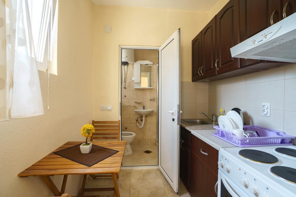 Apartments Lora Bar Zewnętrze zdjęcie